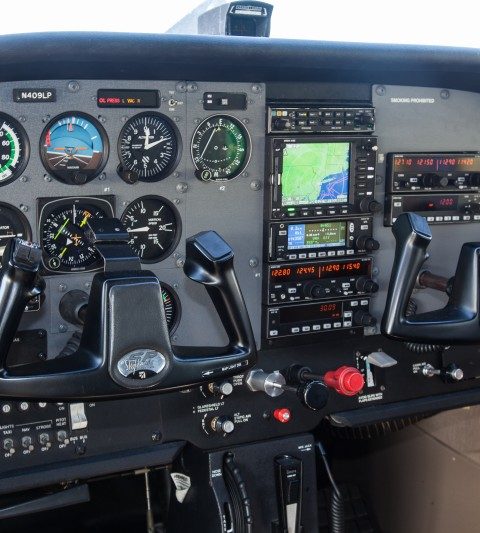 Introductory Flight Lesson In A 4-Seat Cessna 172